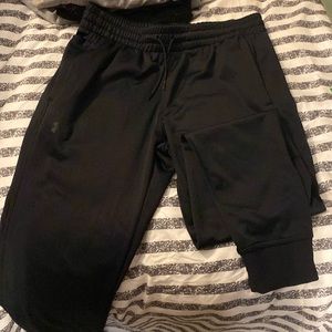 Under Armour mens black joggers